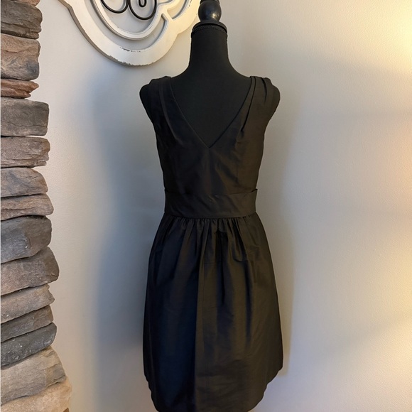 White House Black Market dress - Size 6 - Picture 6 of 7